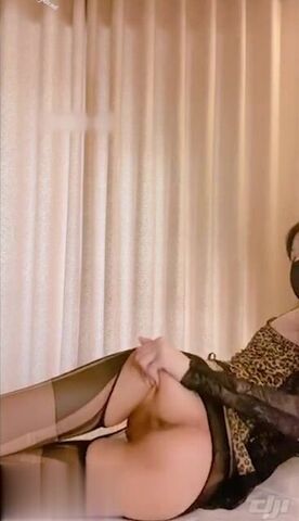 极品最强窈窕身材网红美少女【八月未央】豹纹吊带炸裂开档黑丝 阳具重击嫩穴爆浆失忆高潮升天